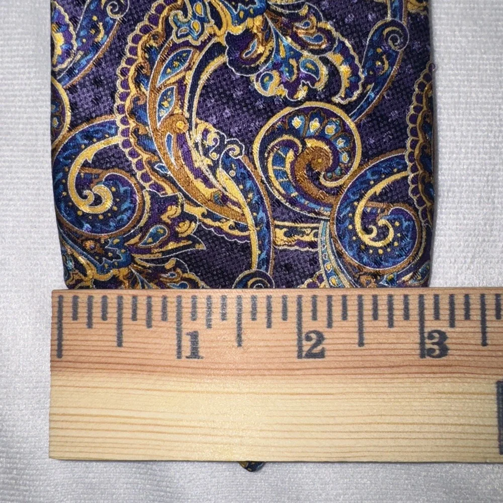 Vtg ROBERT TALBOTT 100% Silk Necktie Made in USA Peacock Designer Purple Yellow‎
